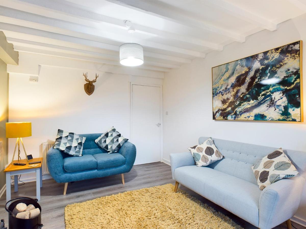 Welsh Country Cottage In Beautiful Village スランディドノ・ジャンクション エクステリア 写真